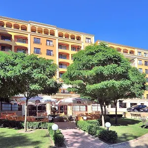 3* Hotel apartamentowy Paradise Park